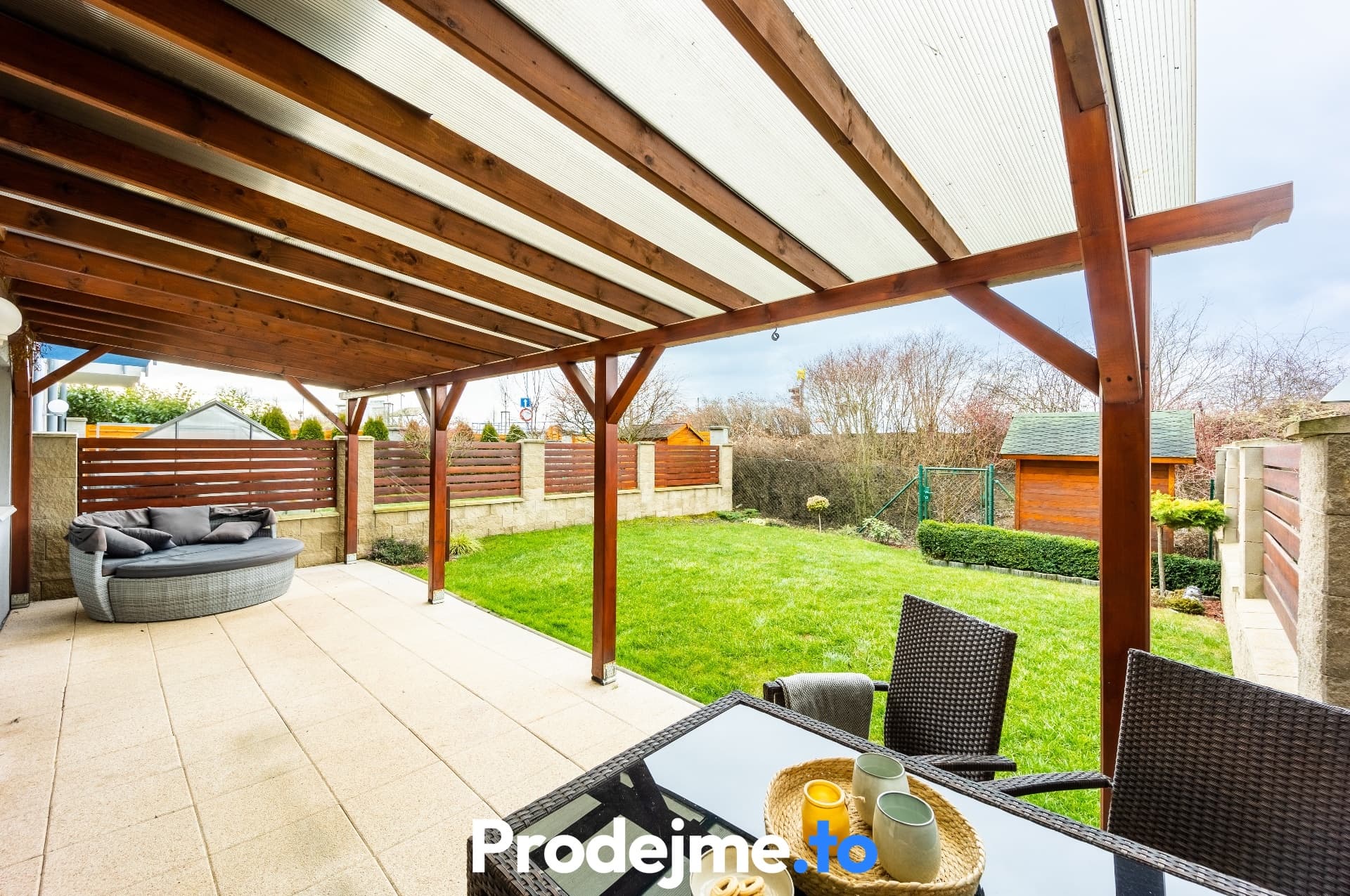 Prodej bytu 3+kk, 76 m² - Chýně