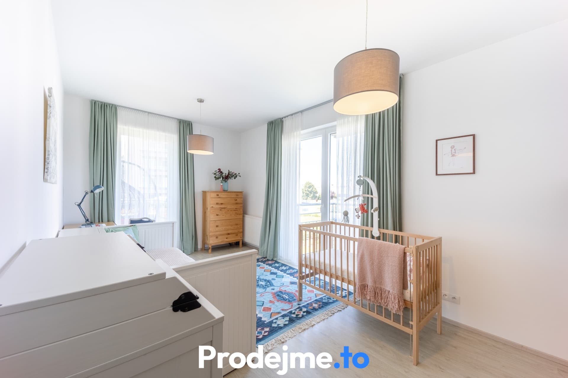 Pronájem bytu 3+kk, 97 m² - Hlučkova, Praha